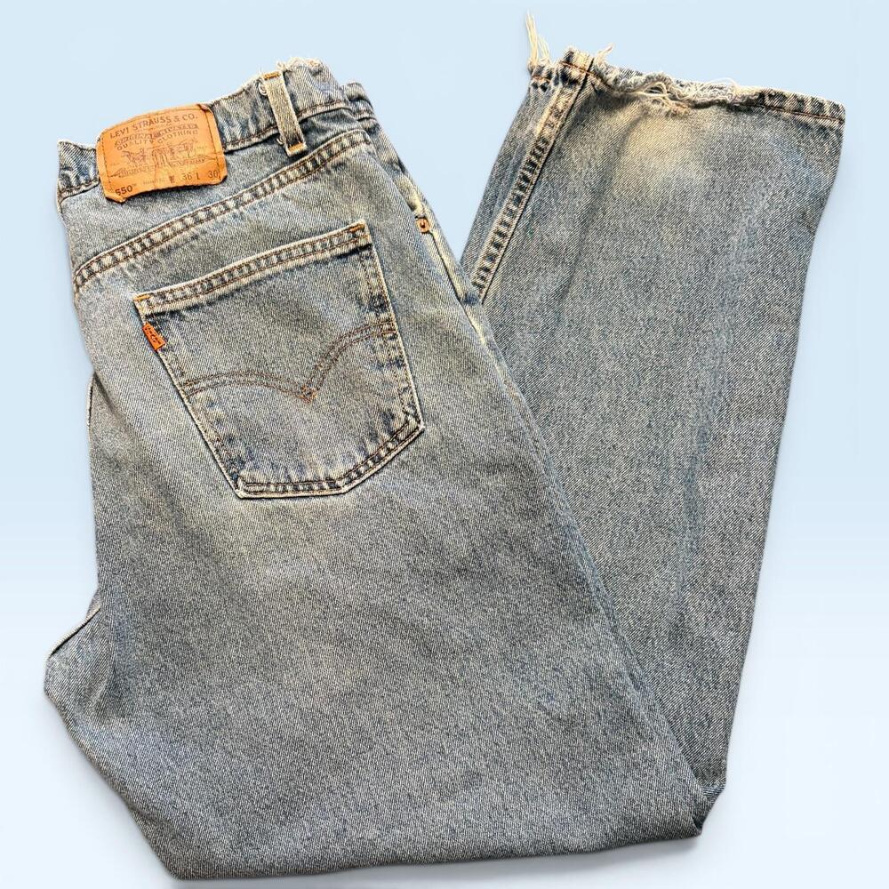 Levis 550 Jeans Mens 36x30 Blue Relaxed Tapered Cut Waist Distressed Denim